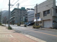 写真:いこの歯科クリニック国道199号方向より